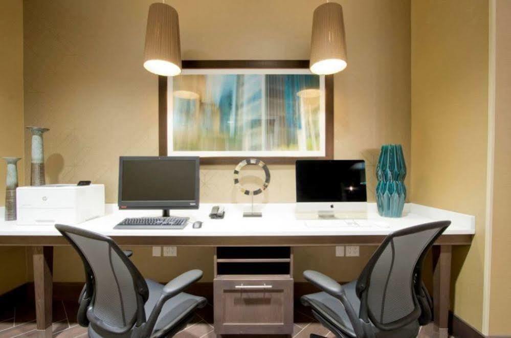 Homewood Suites By Hilton Calgary Downtown Екстериор снимка